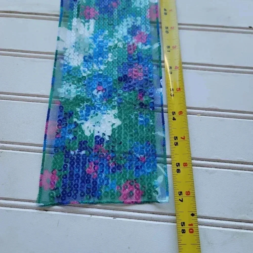 N/A blue scarf